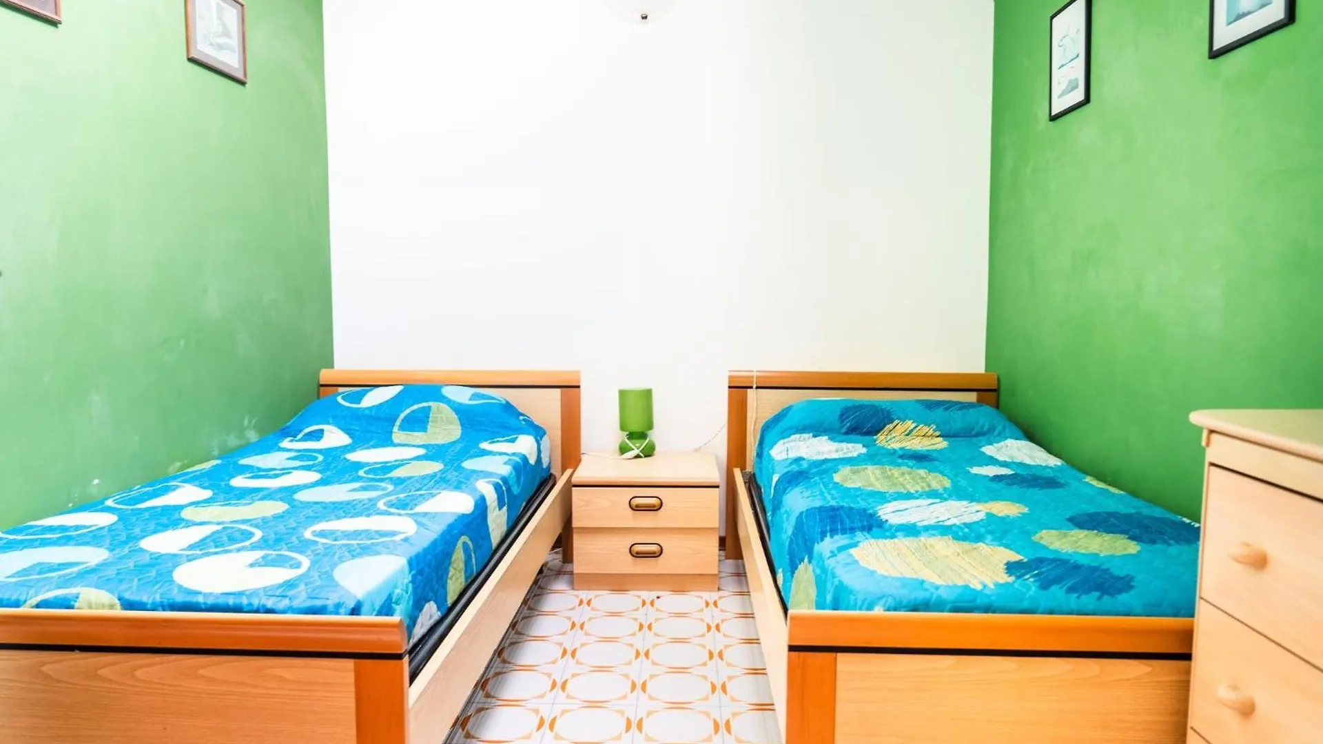 Colourful Apartment With Terrace In Bibione