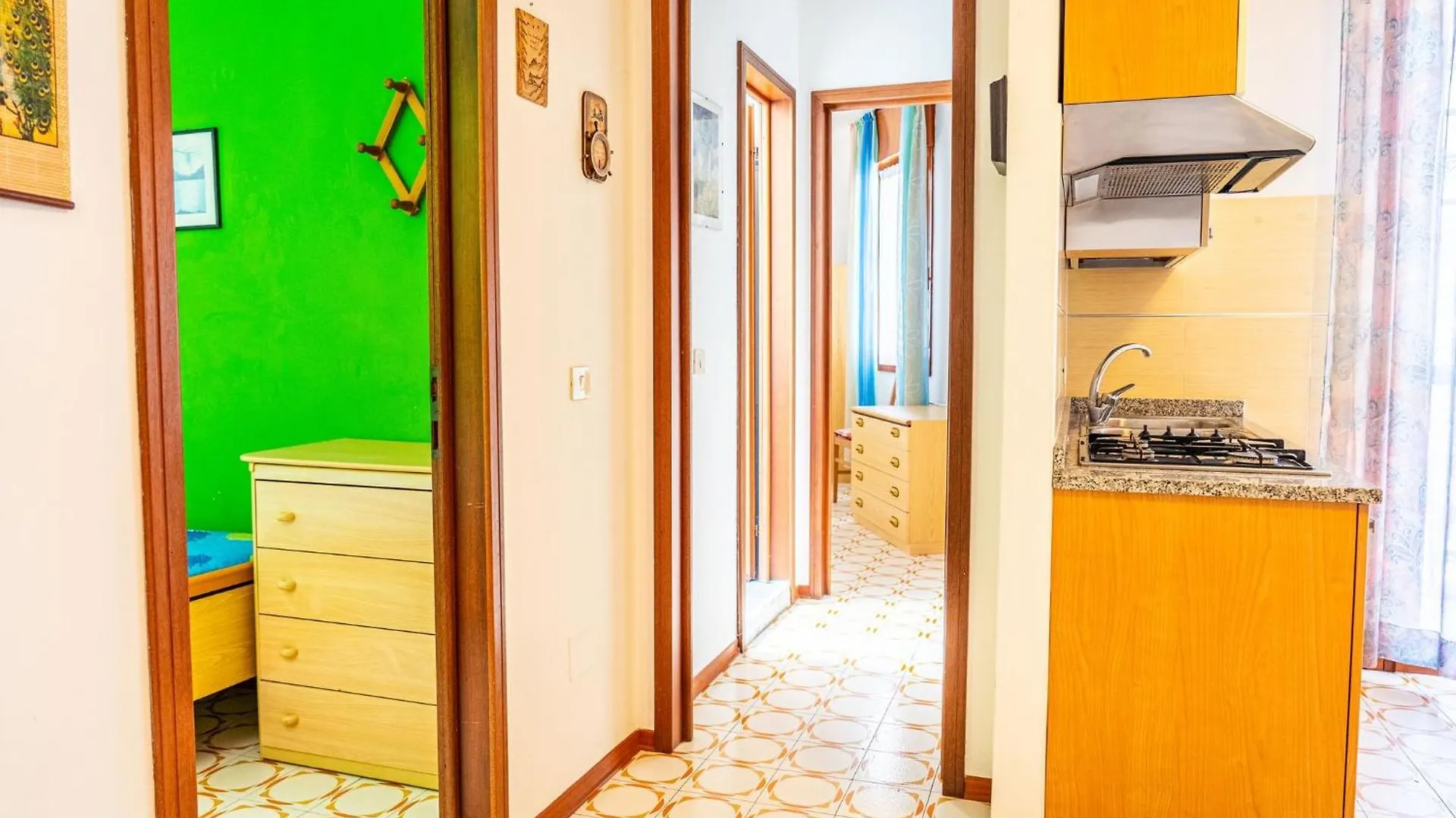 Colourful Apartment With Terrace In Bibione