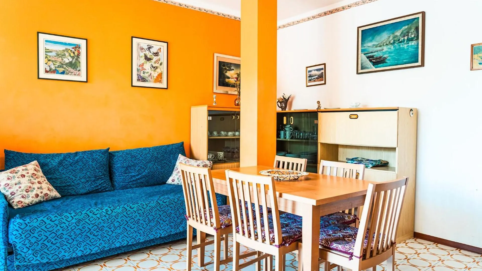 Colourful Apartment With Terrace In Bibione